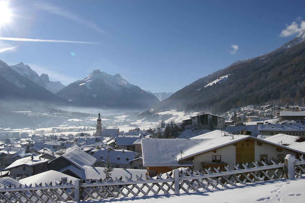 Pension Gletscherblick Fulpmes Exterior foto